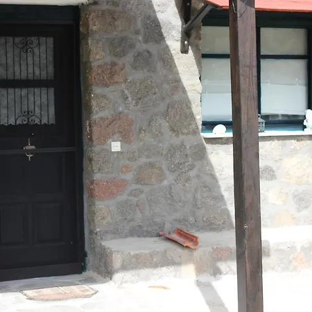 Apartment Studio Roinos *