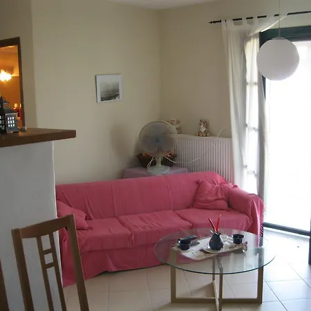 Studio Roinos Méthana