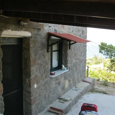 Studio Roinos Méthana